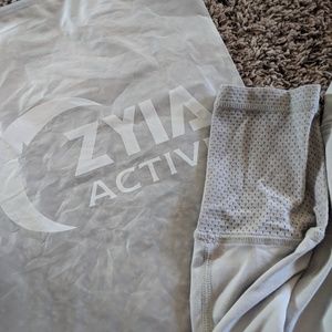 Zyia active leggings xs